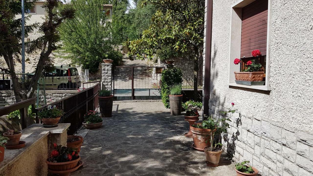 Le Casette Di Civitella La Casa Di Nonna Giulia Civitella Del Lago Ngoại thất bức ảnh